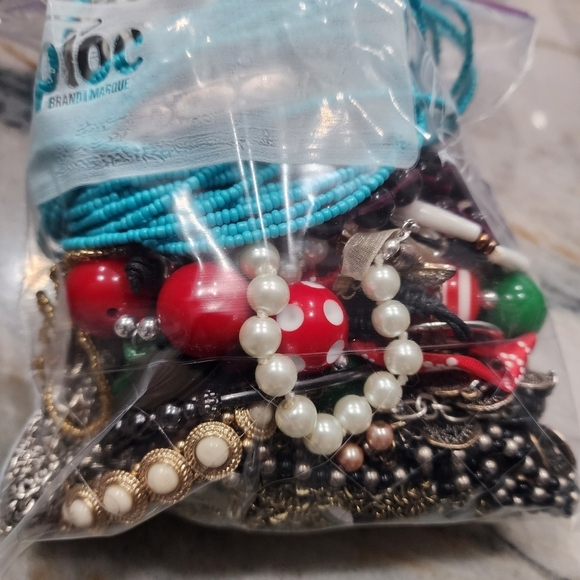Mystery Jewelry Bundle Lot – Reseller Bulk Mix Vintage, Boho, Statement Pieces - Picture 2 of 6